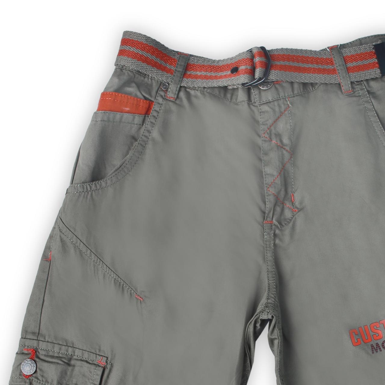 Cargo Shorts with "CUSTOM SPURT" Design